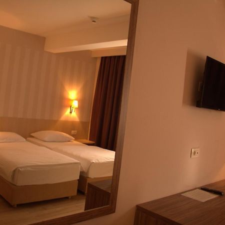 Wine Hotel Cesarica Međugorje Eksteriør bilde