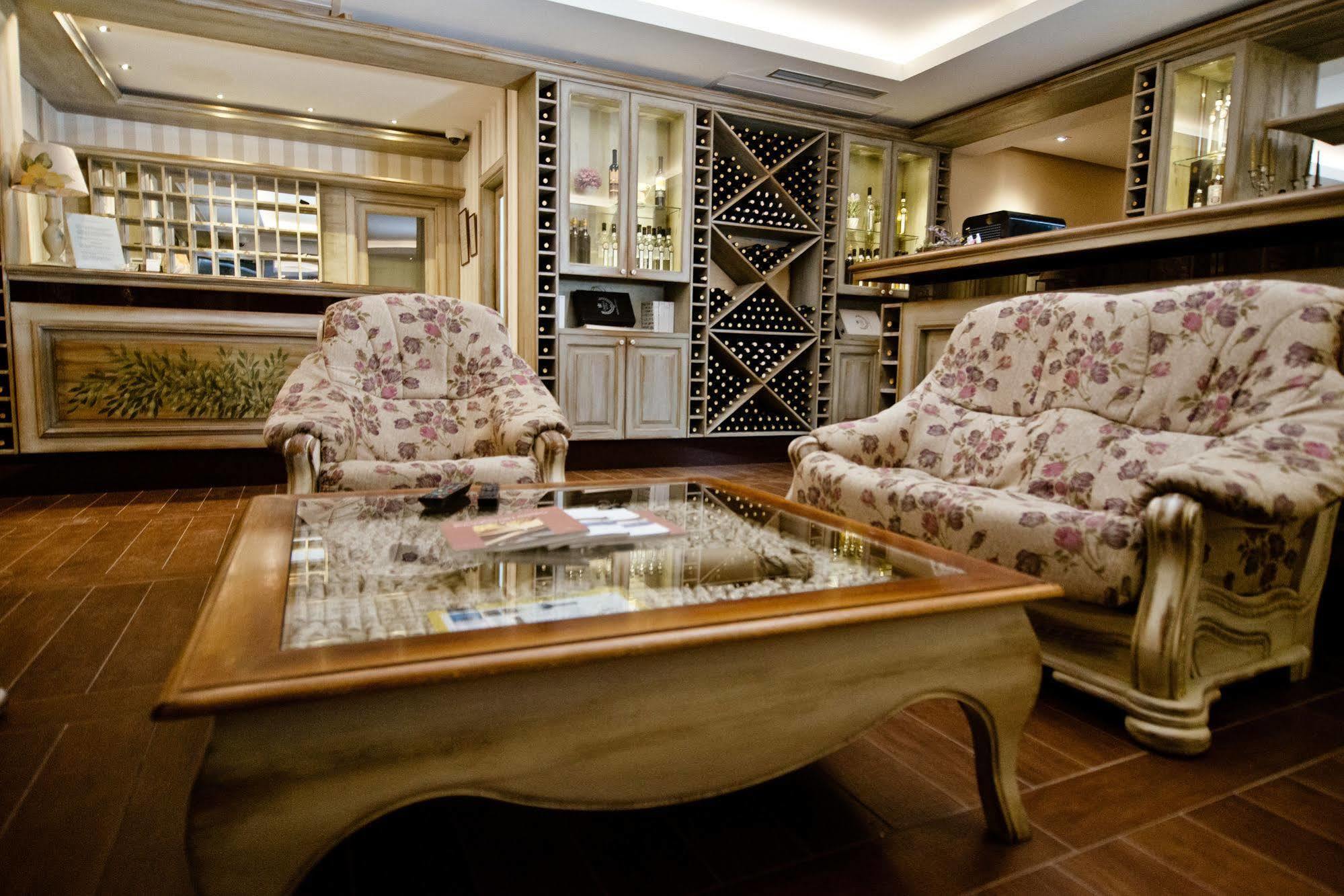 Wine Hotel Cesarica Međugorje Eksteriør bilde
