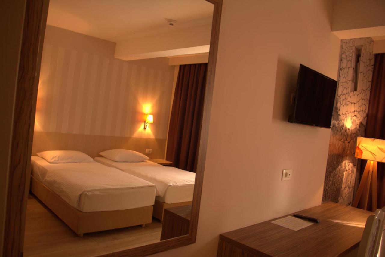 Wine Hotel Cesarica Međugorje Eksteriør bilde